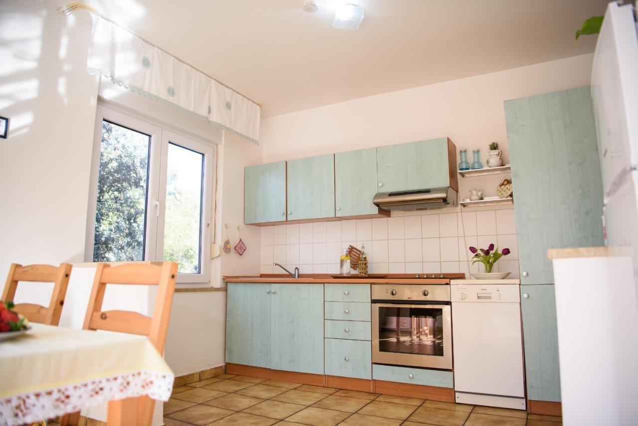 Villa Claudia Lemon Appartment Premantura Luaran gambar